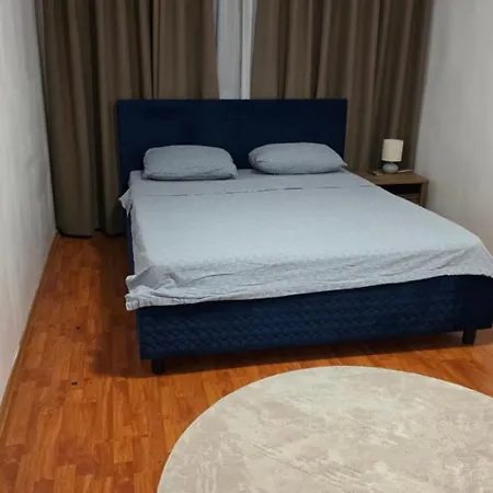 Apartament In Faleza Nord *